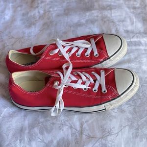 Red Converse; Great Condition; Size 10 Women’s